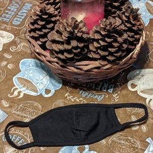 Black reusable face mask